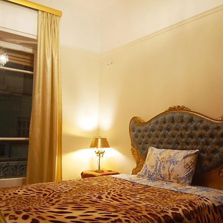 Iris Baroque Apartment إلفسينا المظهر الخارجي الصورة
