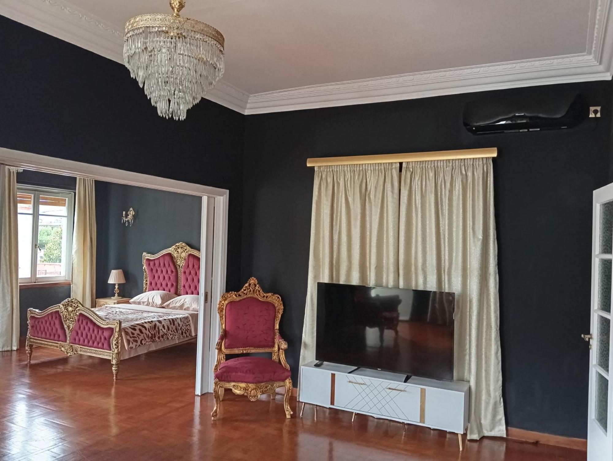 Iris Baroque Apartment إلفسينا المظهر الخارجي الصورة