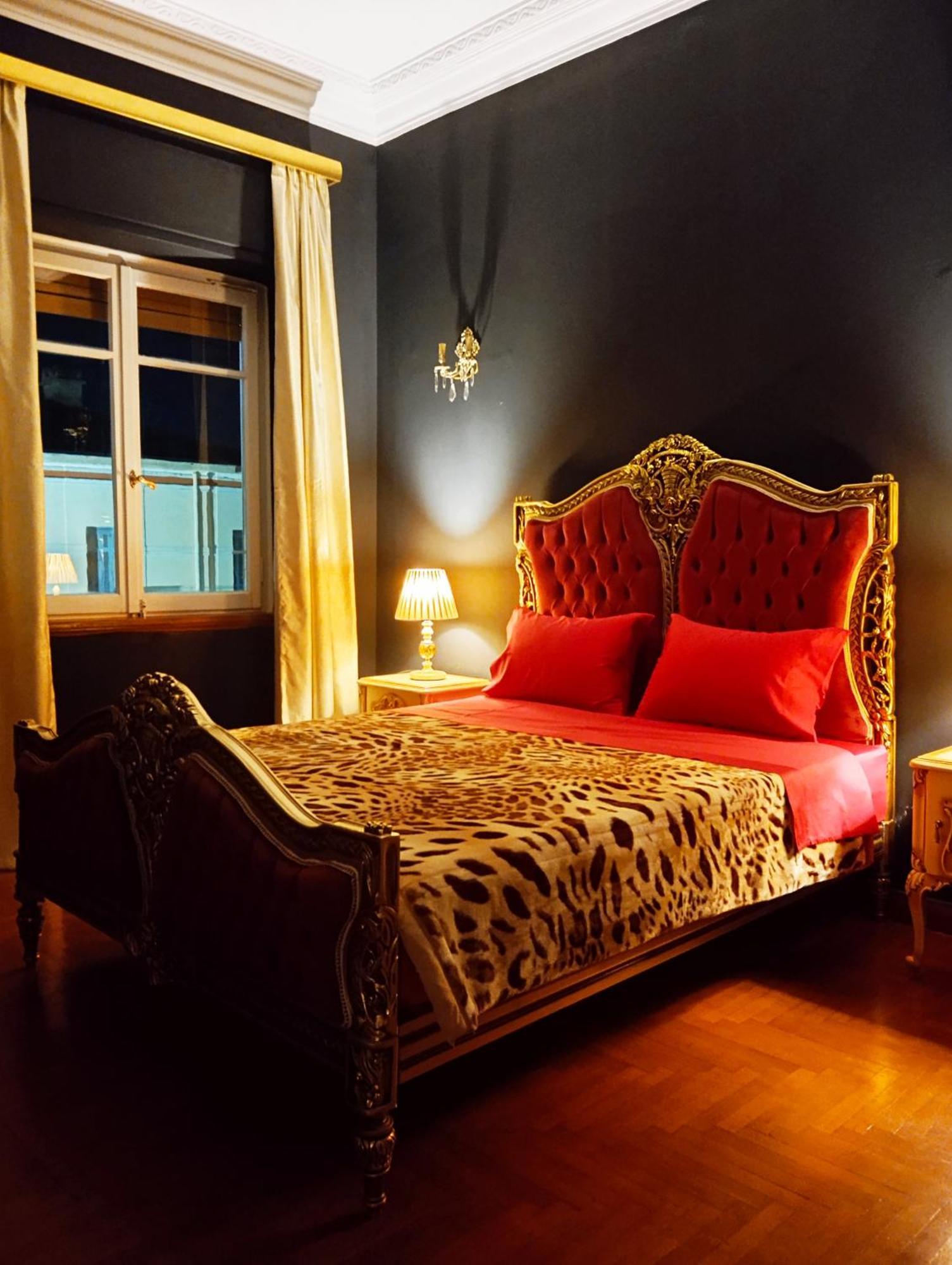 Iris Baroque Apartment إلفسينا المظهر الخارجي الصورة